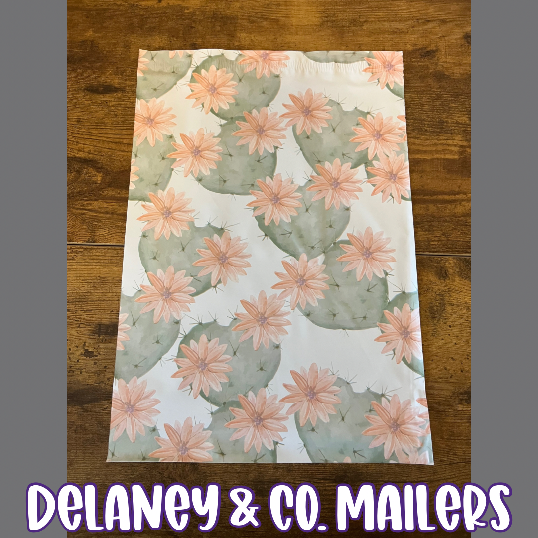 10x13 Flowering Cactus Polymailer [10]